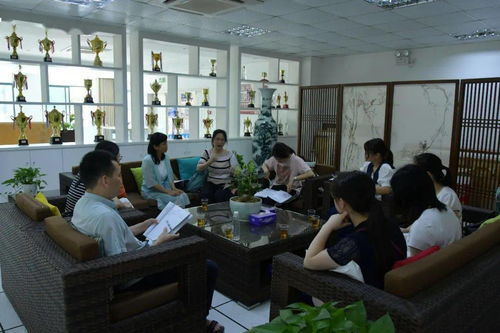 同課異構競芳菲，協同交流謀發展——記三校青年教師“同課異構”聯合教研活動